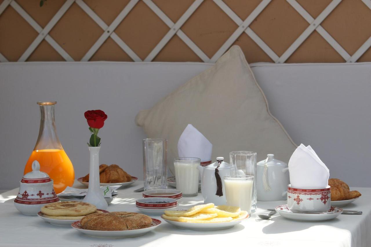 Marrakech Retreat Hotel Srarhna Exterior photo