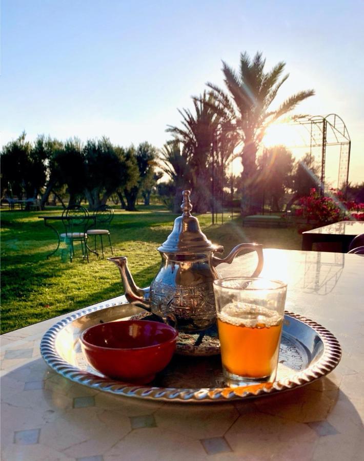 Marrakech Retreat Hotel Srarhna Exterior photo